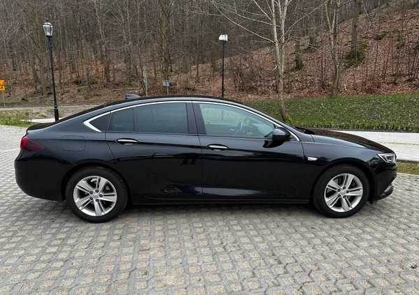 Opel Insignia cena 51000 przebieg: 186880, rok produkcji 2017 z Włodawa małe 29